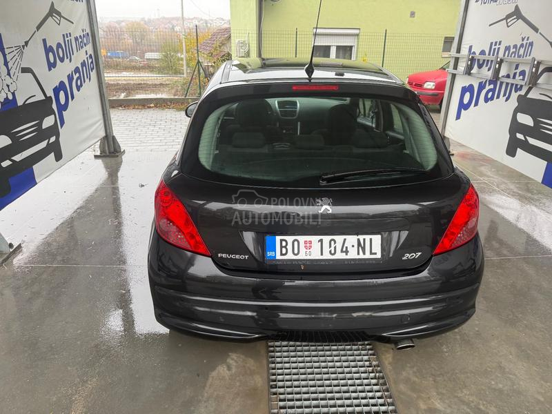 Peugeot 207 1.6
