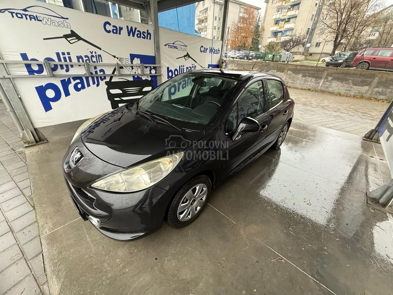 Peugeot 207 1.6