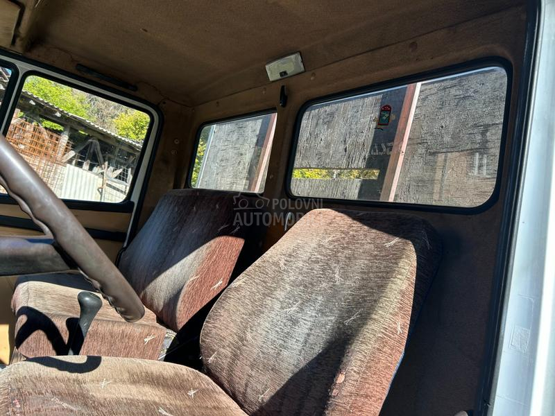 Mercedes Benz 609 D VARIO