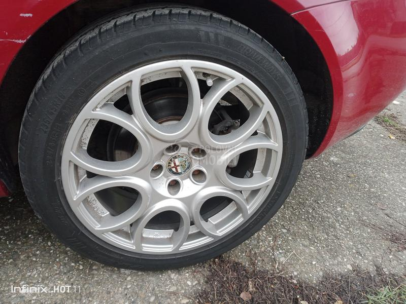 Lassa 235/45 R18 Letnja