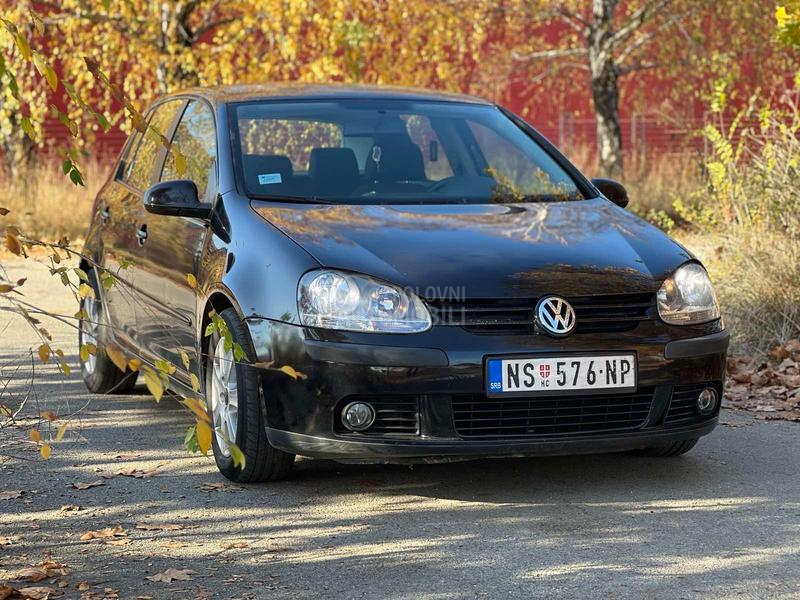 Volkswagen Golf 5 1.6fsi