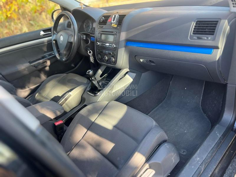 Volkswagen Golf 5 1.6fsi