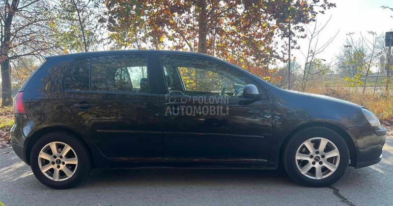 Volkswagen Golf 5 1.6fsi