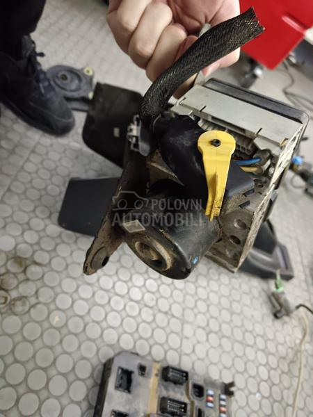 ABS pumpa - centrala