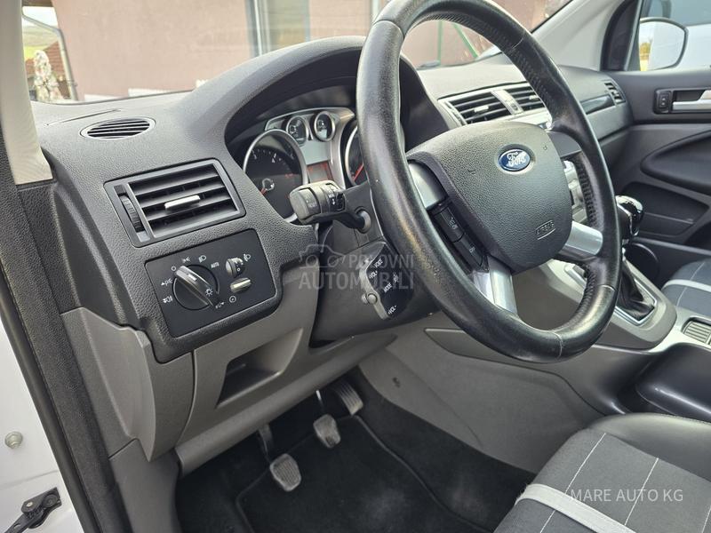 Ford Kuga 2.0TDCI/TITANIUM/NAV