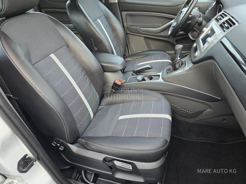 Ford Kuga 2.0TDCI/TITANIUM/NAV