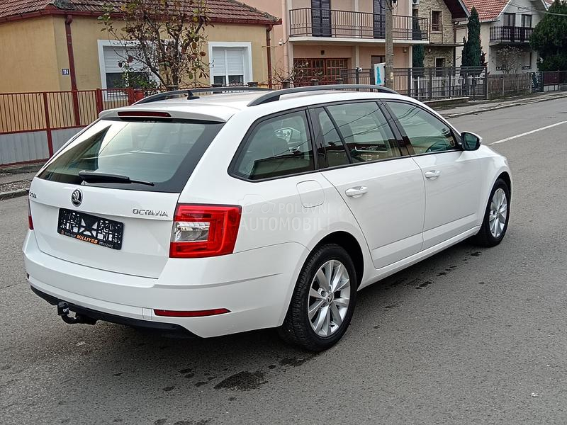 Škoda Octavia DSG FABRIKA