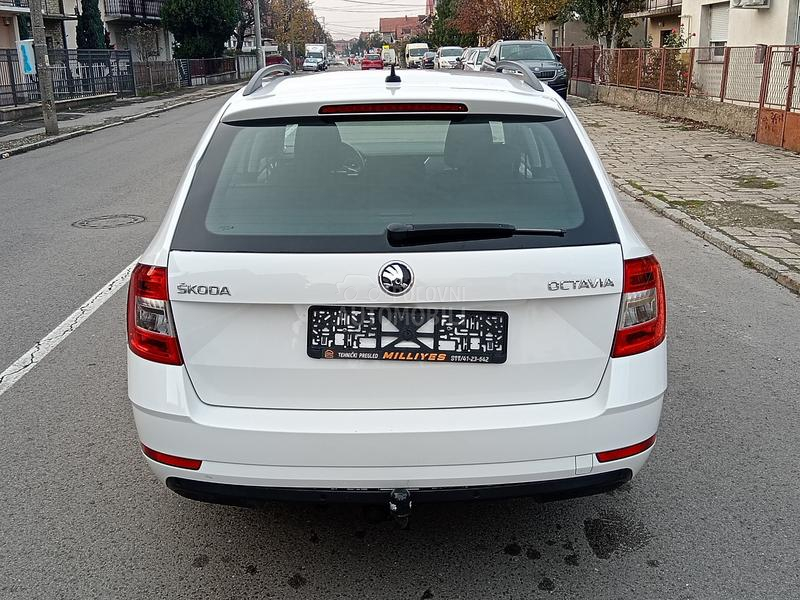 Škoda Octavia DSG FABRIKA
