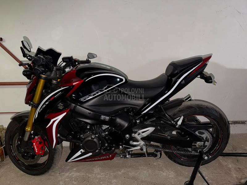 Suzuki Gsxs1000