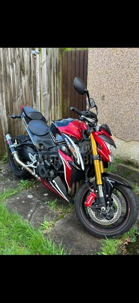 Suzuki Gsxs1000