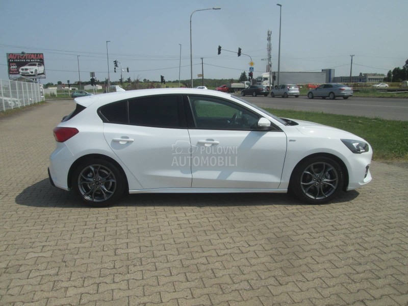 Ford Focus 1.0 EcoBoost ST-Line
