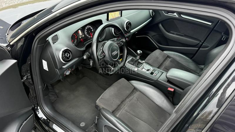 Audi A3 2.0tdi SLINE panoACC