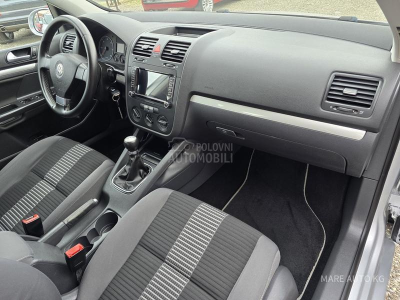 Volkswagen Golf 5 1.9TDI/SPORTLINE/