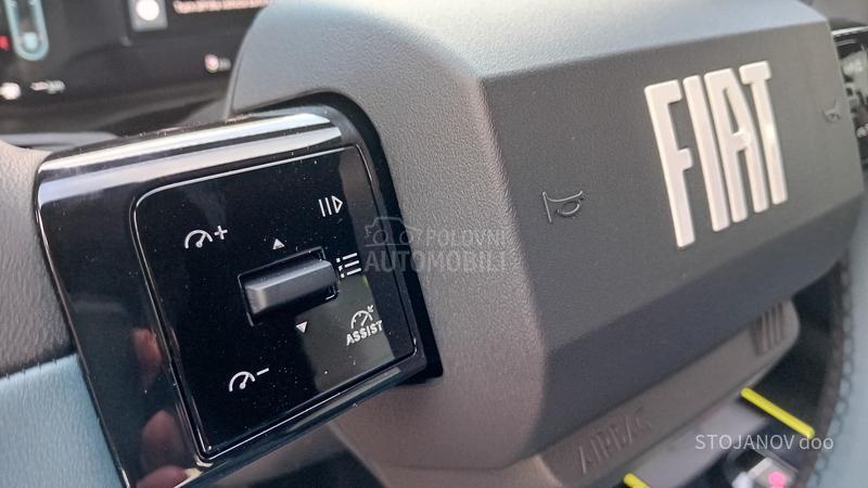 Fiat Grande Panda LA PRIMA HYBRID