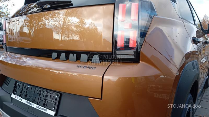 Fiat Grande Panda LA PRIMA HYBRID