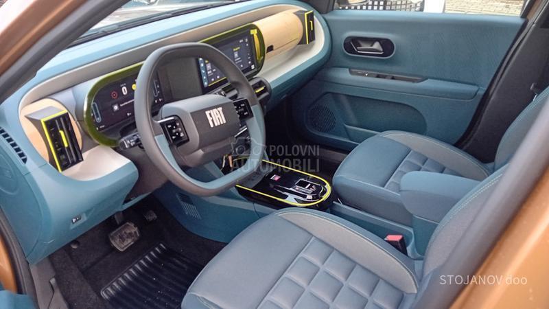 Fiat Grande Panda LA PRIMA HYBRID