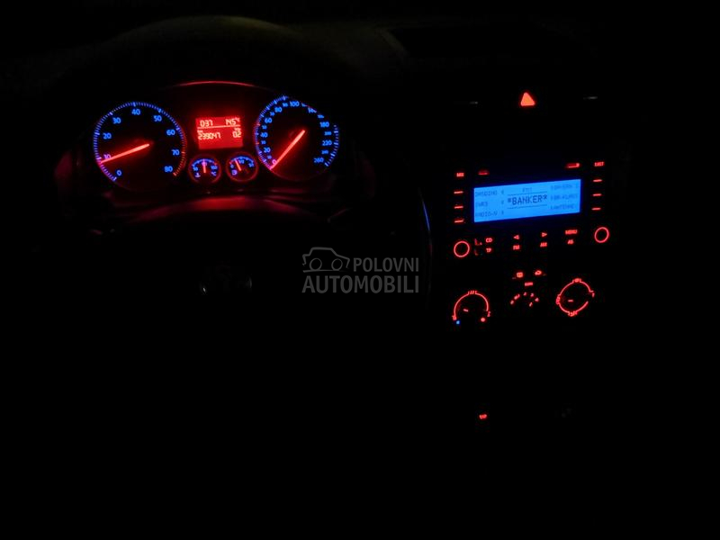 Volkswagen Golf 5 1.6/8ven/iz DE/T.O.P