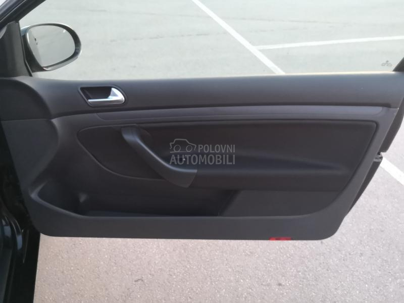 Volkswagen Golf 5 1.6/8ven/iz DE/T.O.P