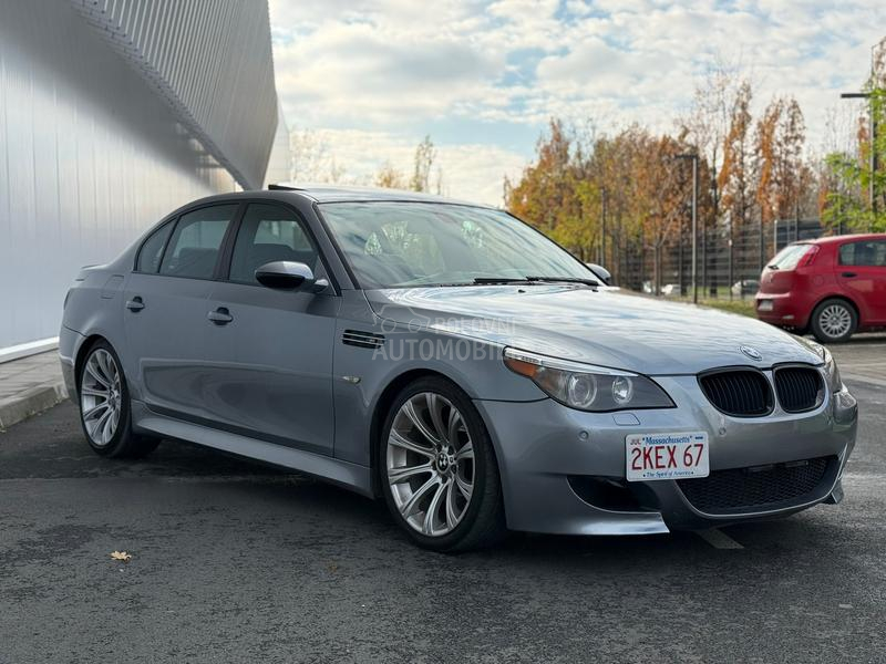 BMW M5 