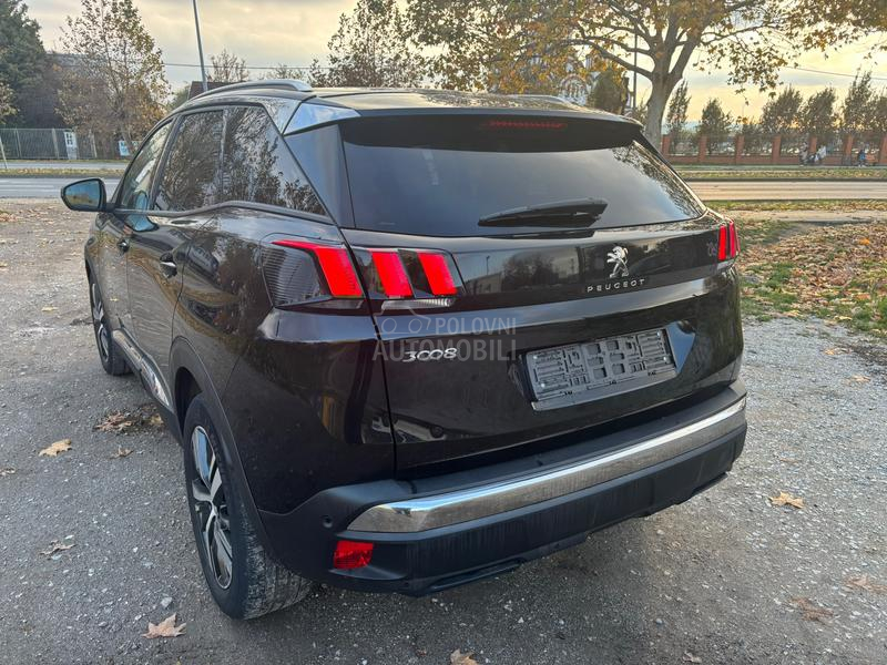 Peugeot 3008 N O V V