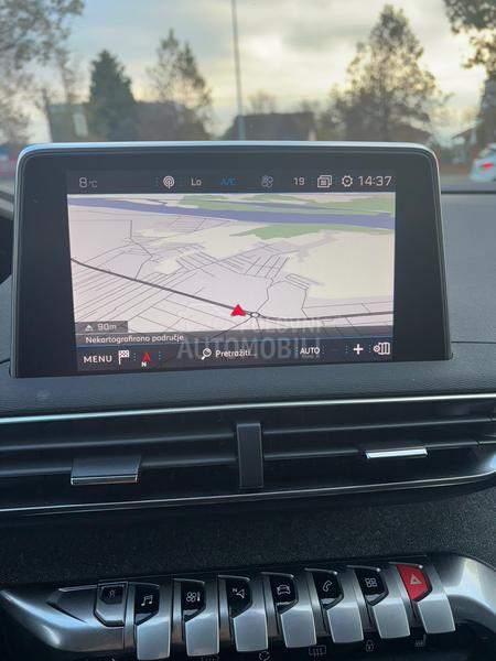 Peugeot 3008 N O V V