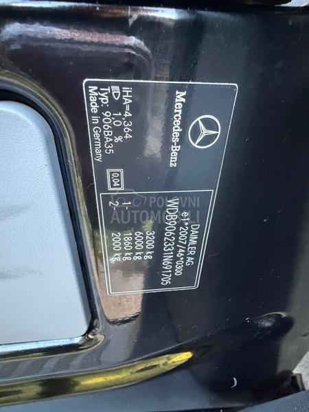 Mercedes Benz Sprinter 114