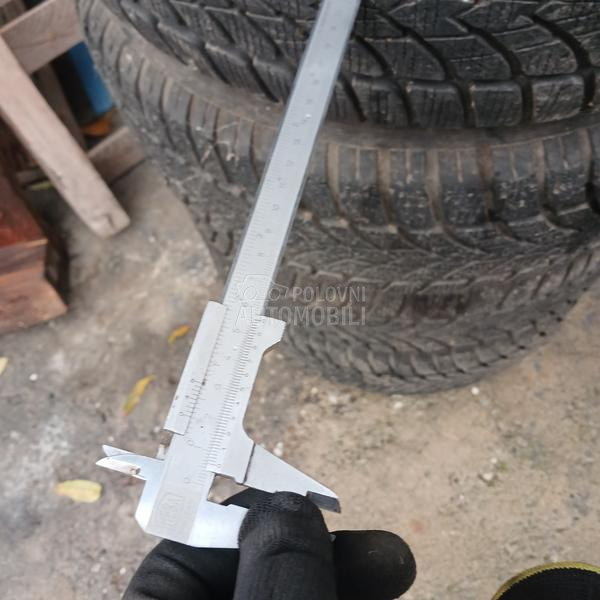 Dunlop 205/55 R16 Zimska