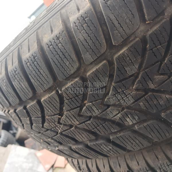 Dunlop 205/55 R16 Zimska
