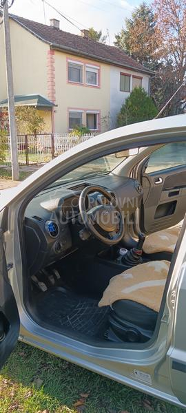 Ford Fusion 1.4 tdci