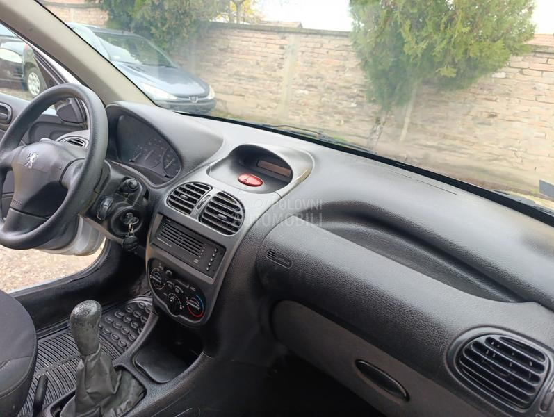 Peugeot 206 1 38000 k m