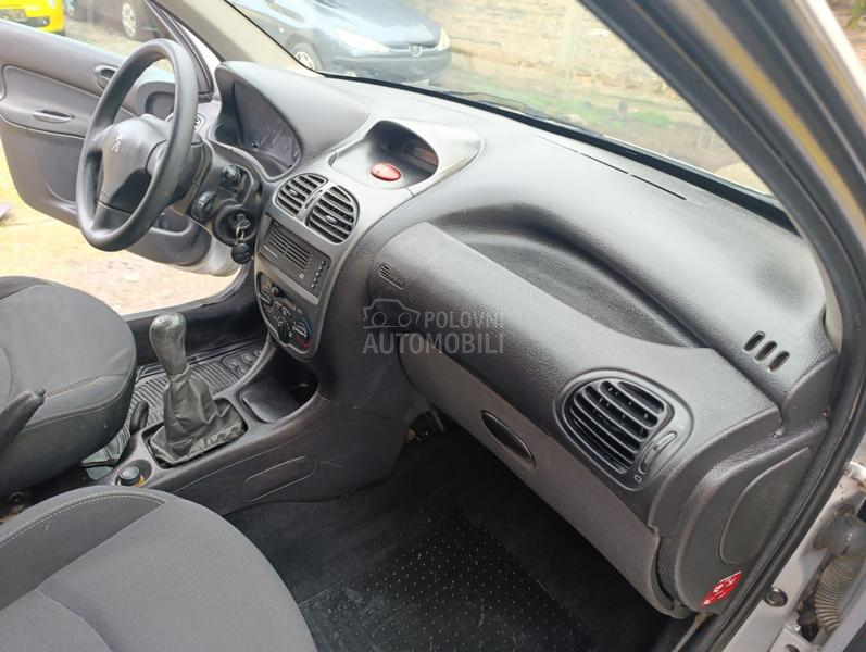 Peugeot 206 1 38000 k m