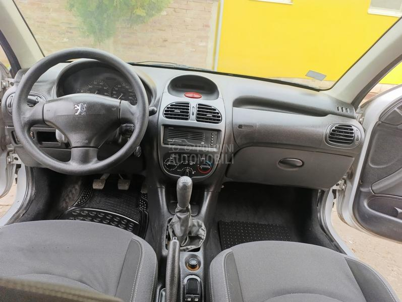 Peugeot 206 1 38000 k m