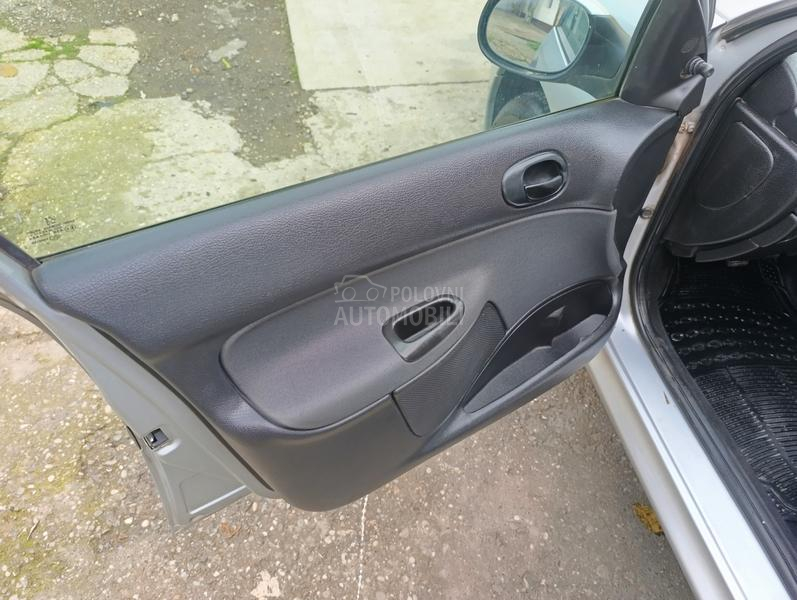 Peugeot 206 1 38000 k m