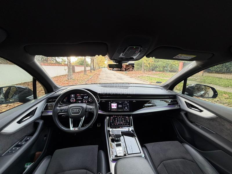 Audi Q7 Black/ 3xS line