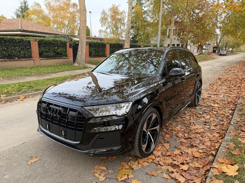 Audi Q7 Black/ 3xS line