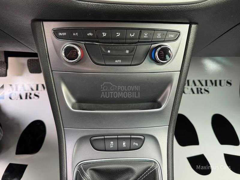 Opel Astra K 1.4 CNG