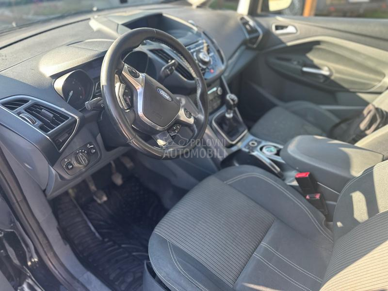 Ford C-Max TITANIJUM