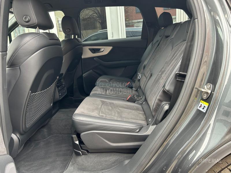 Audi Q7 3.0 TDI S-LINE
