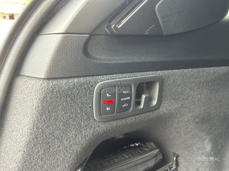 Audi Q7 3.0 TDI S-LINE