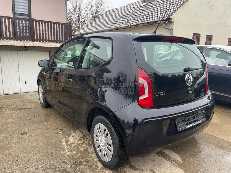 Volkswagen up! 