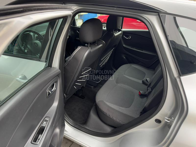 Renault Captur 1.5 dci INTENSE