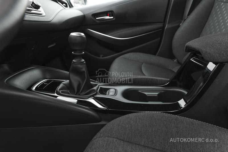 Toyota Corolla 1.5 Luna