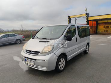 Opel Vivaro 1.9 dti 9 mesta