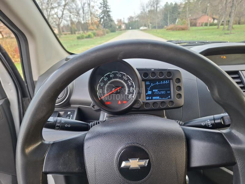 Chevrolet Spark 1.0