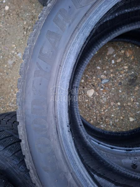 Goodyear 285/45 R20 Zimska