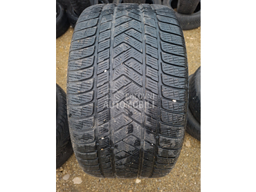 Pirelli 305/35 R21 Zimska