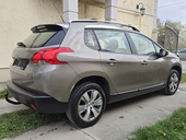 Peugeot 2008 1.2 N.a.v.i Allure