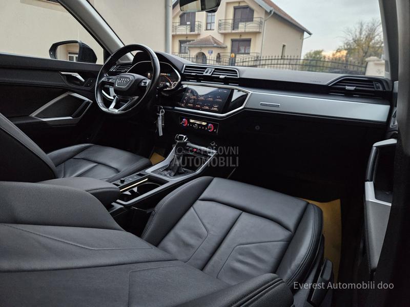 Audi Q3 35TDi/SB/BLACK EDIT