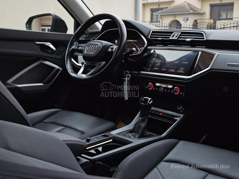 Audi Q3 35TDi/SB/BLACK EDIT