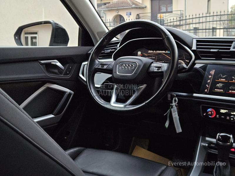 Audi Q3 35TDi/SB/BLACK EDIT